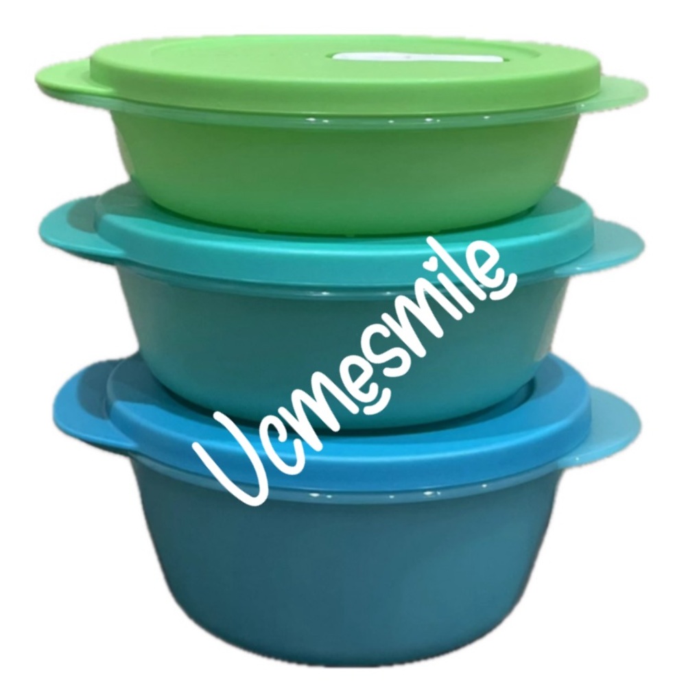 Tupperware CrystalWave Bowl Container with Spout Set